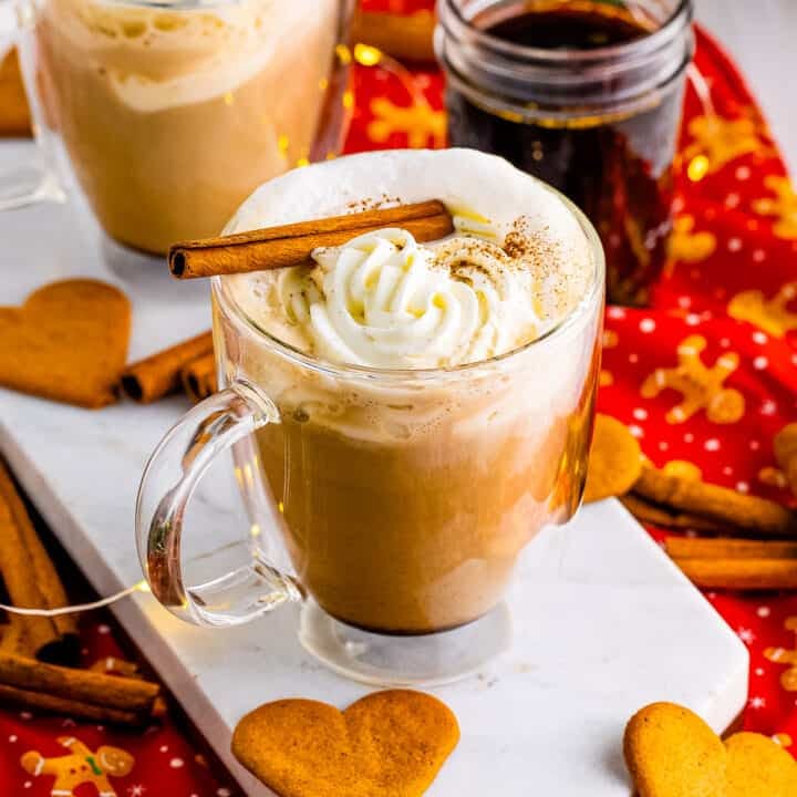 5 Cozy Hot Drinks to Warm Your Holidays ☕🎄